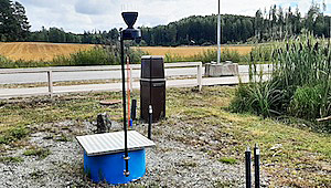 Vesilaitoksen mittakaivo ja sadantamittari